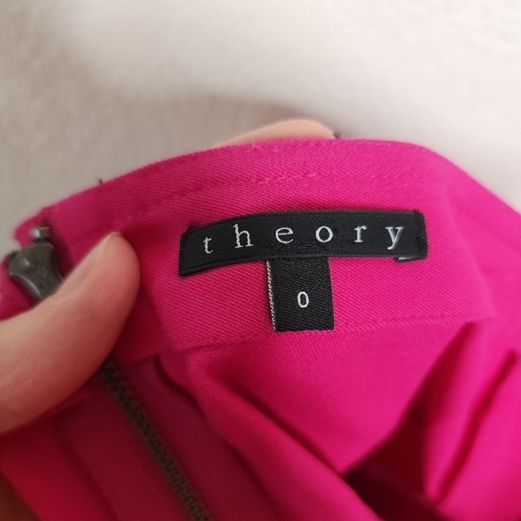 Theory Barbie Pink Front Pocket Pencil Skirt 0 - Picture 4 of 6